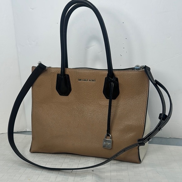 Mercer Medium Tri-Color Leather Crossbody Bag - Picture 8 of 14